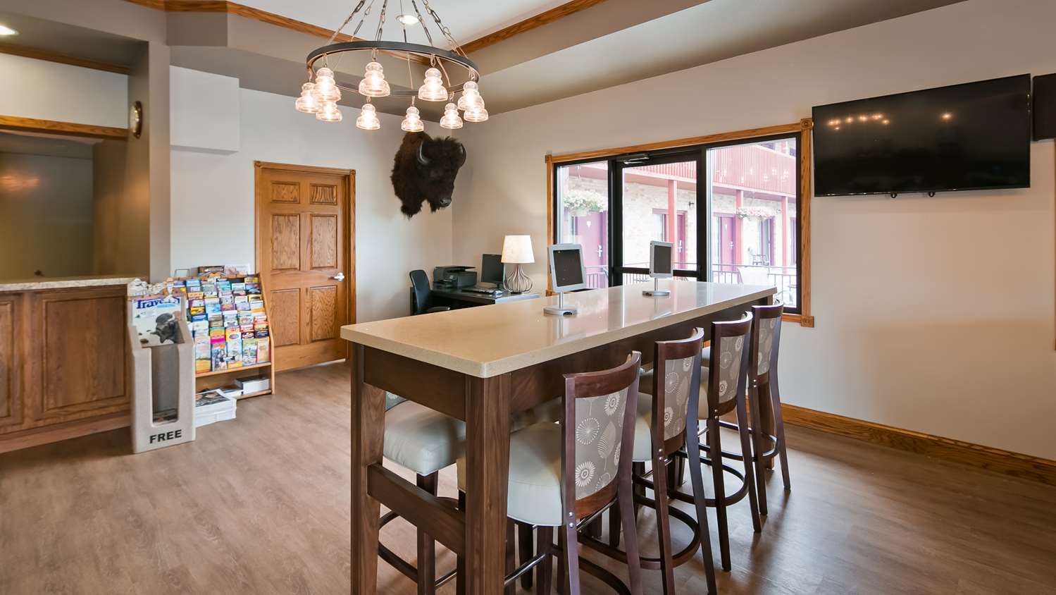 Best Western Buffalo Ridge Inn 29/33
