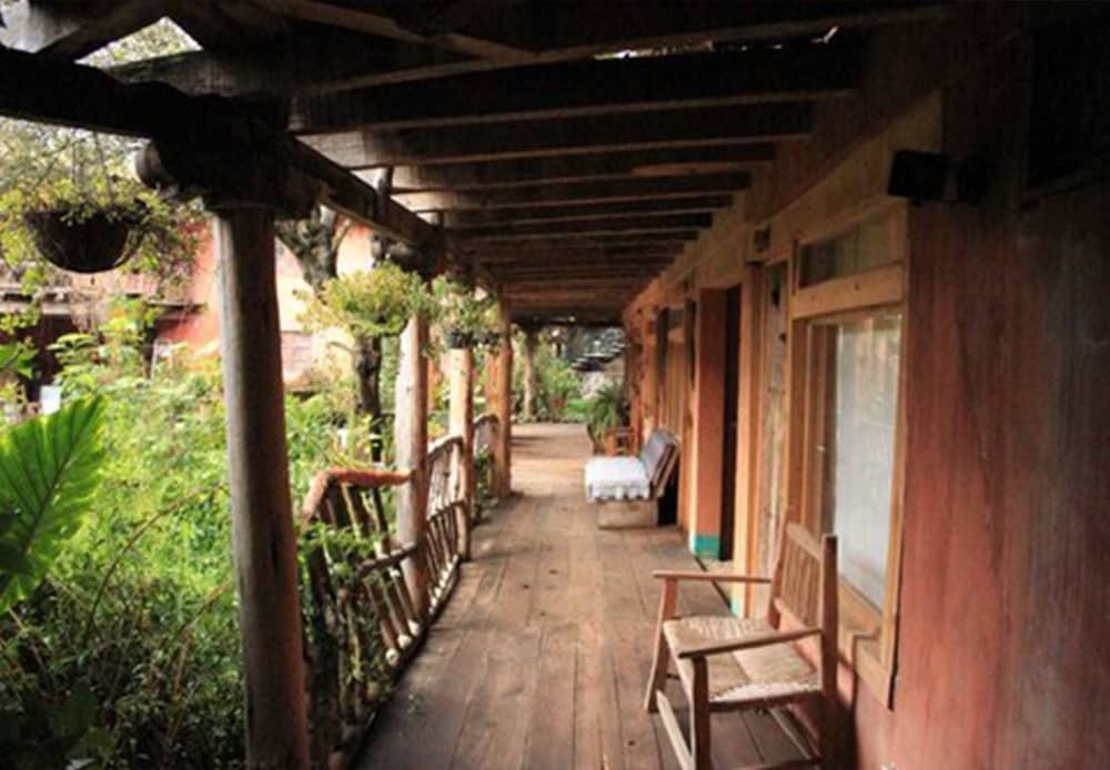 Hotel Cabanas Los Ruisenores 32/35