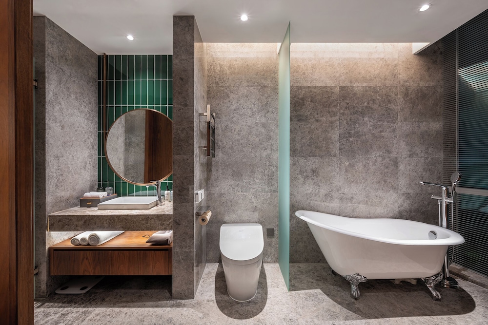 Novotel Shanghai Baoshan Jiusi 37/46