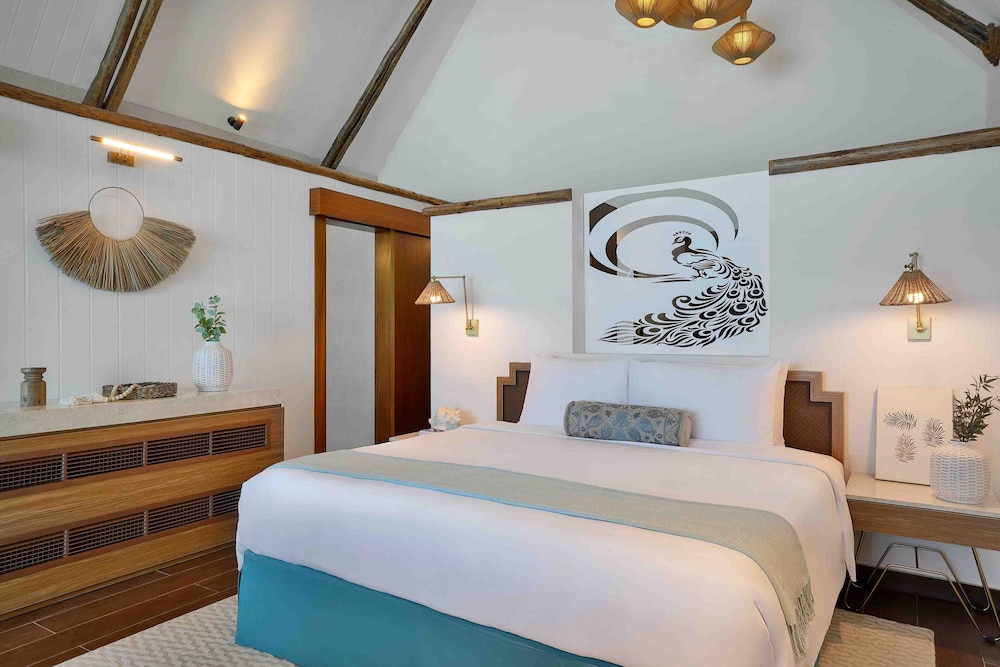 Anantara World Islands Dubai Resort 14/78