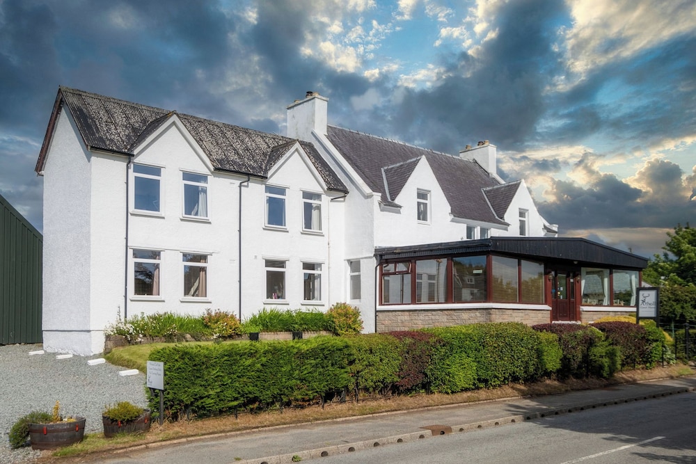 Atholl House Hotel 3/50