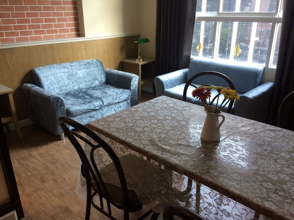 BOURBON ST BOUTIQUE HOTEL 23/35