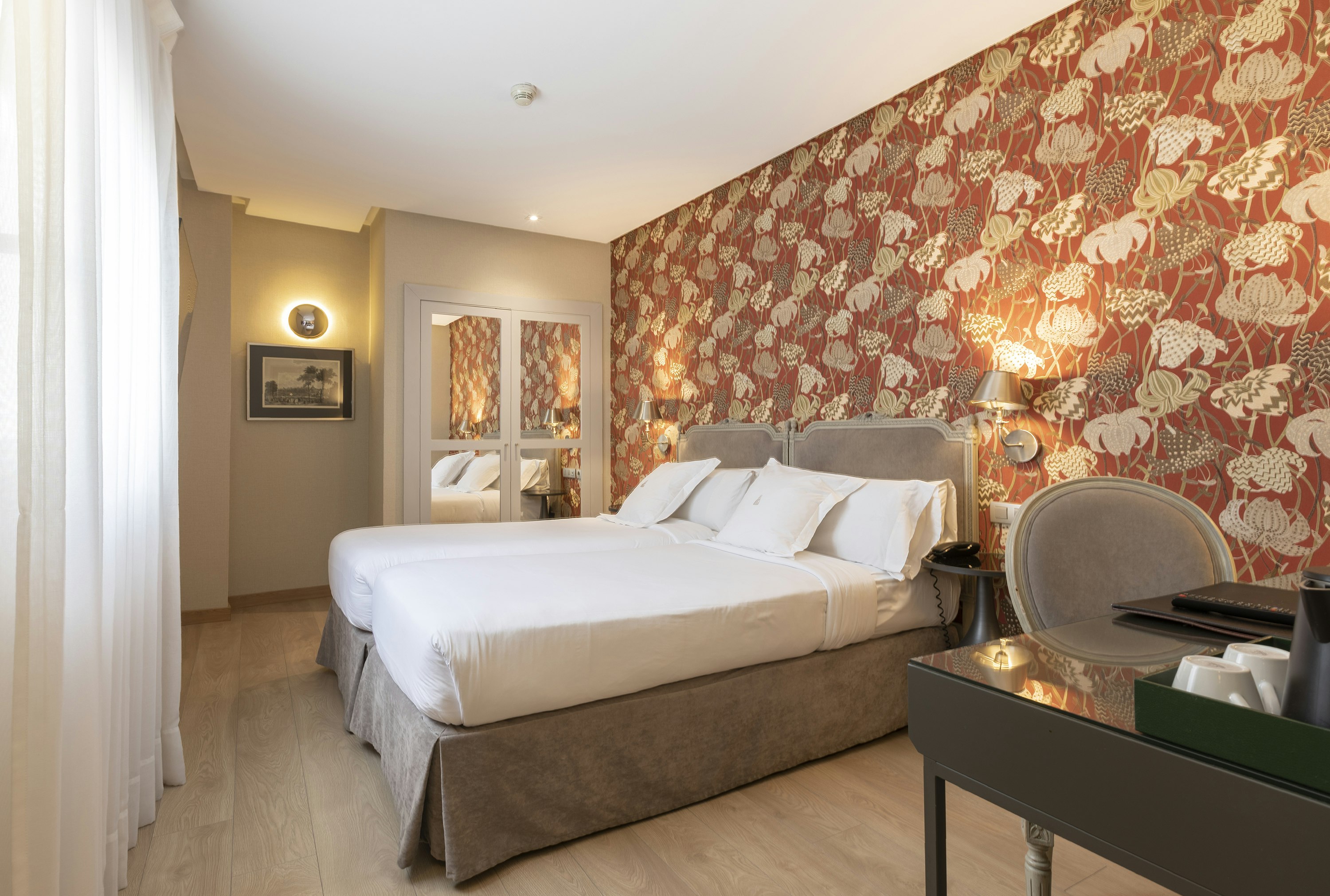 Meninas Hotel 31/73