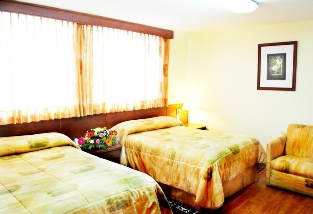 Hotel Marcella Clase Ejecutiva 10/28
