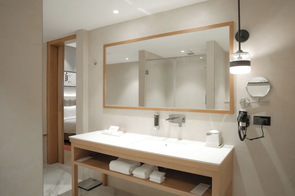 Ramada by Wyndham Ranchi Bariatu Road 58/60