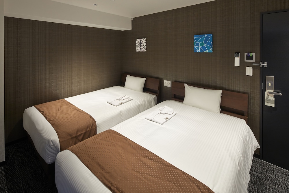 BASIC, TWIN BEDS