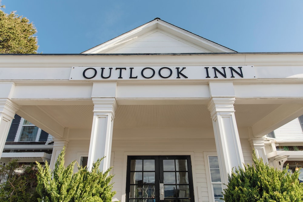 Outlook Inn On Orcas Island 2/68