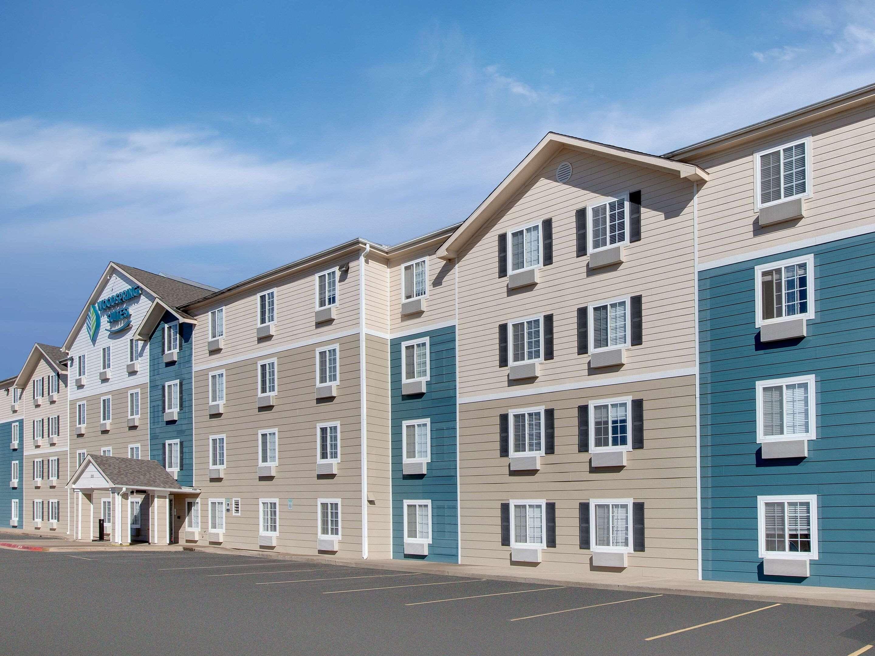 WoodSpring Suites Bentonville 2/38