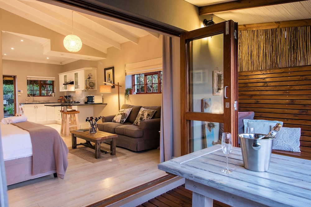 Woodlands Self Catering Knysna 22/37