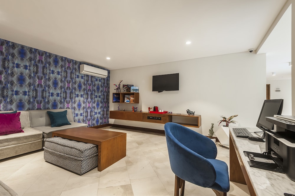 First Class Hotel Providencia By Fch Adults Only 32/50