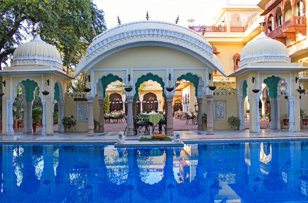 ALSISAR HAVELI 38/73