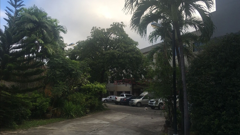Srisomthai Hotel 43/66