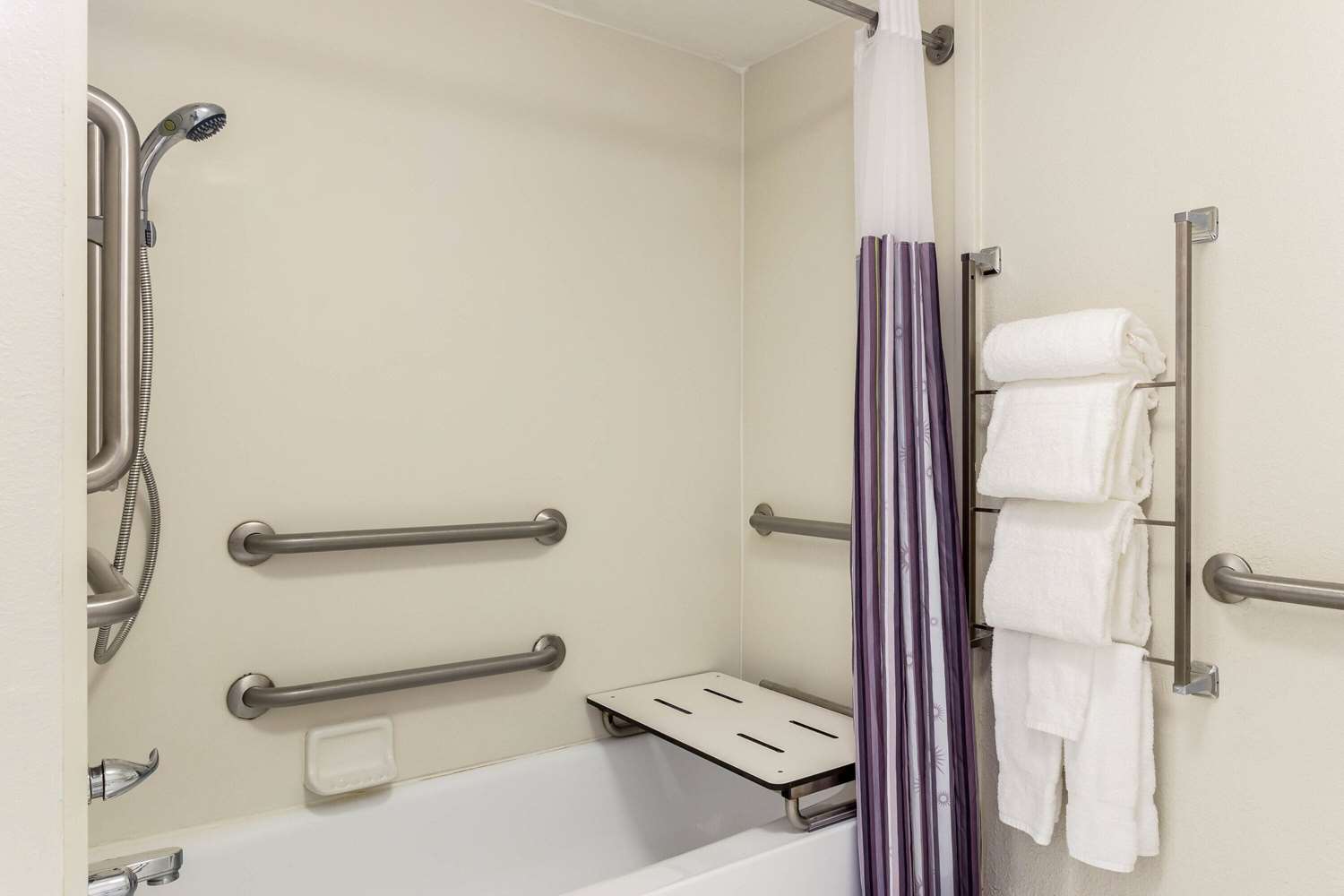 La Quinta Inn Tampa Airport Stadium Westshore 28/29