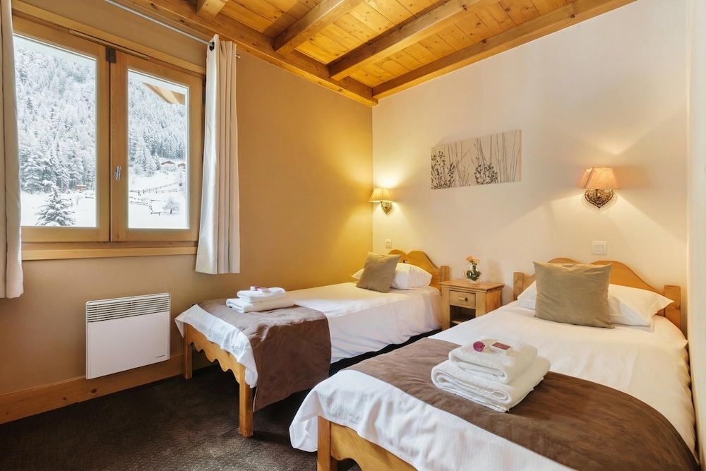 3 Bedrooms, Family, Apartment, Double and Twin Beds, Bunk Bed, 2 Bathrooms، Residence & Spa Vallorcine Mont-Blanc 3/10