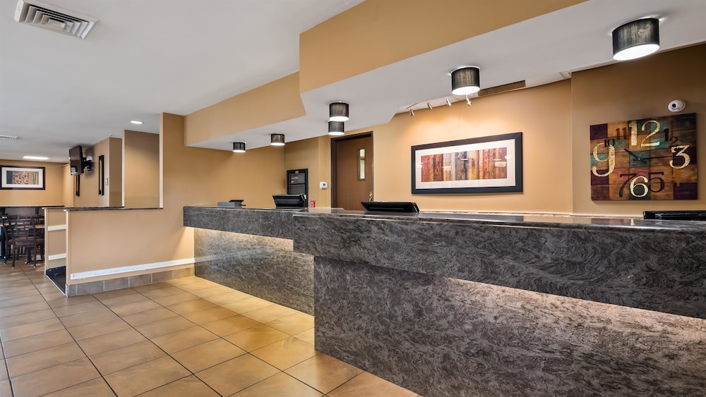 Best Western St. Louis Inn 6/38