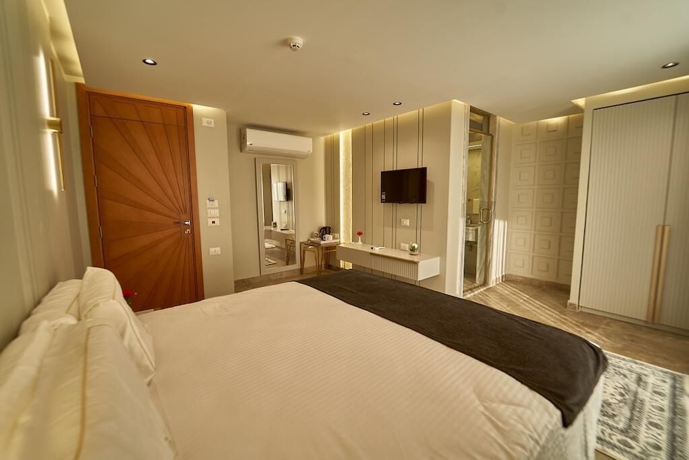 Pyramids Charm Hotel 28/72