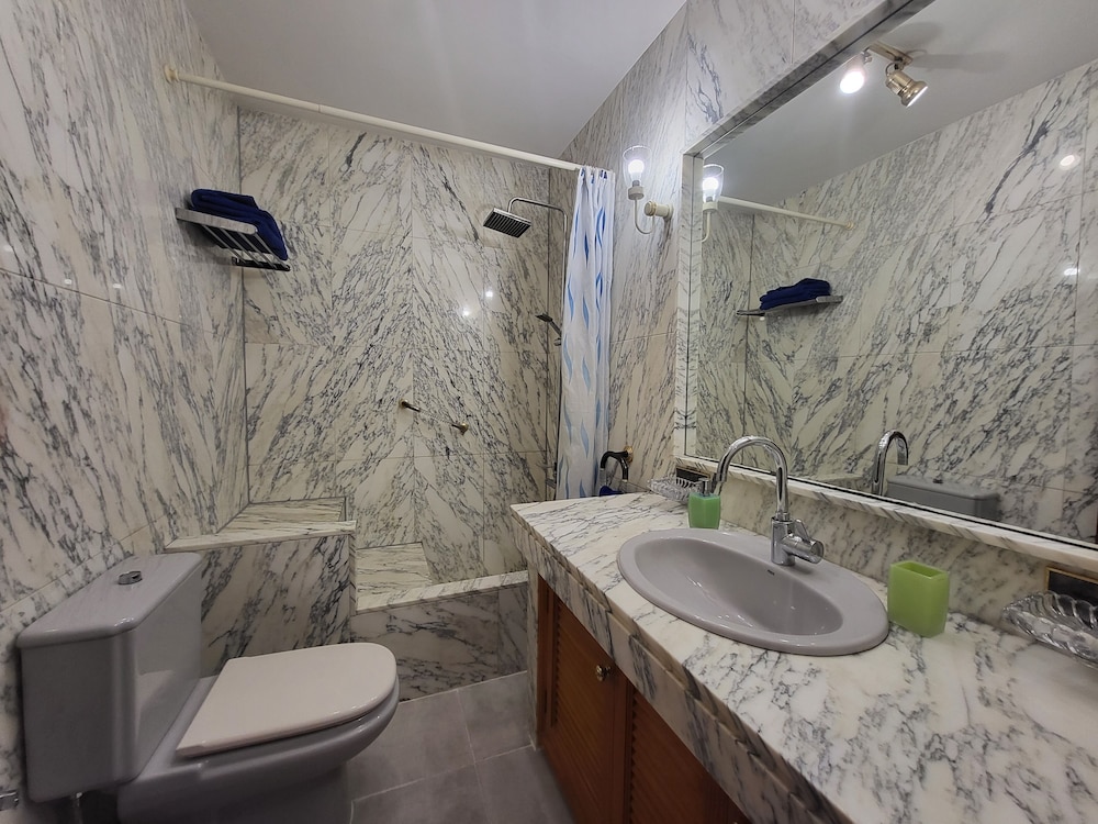 Gueldera Apartments 43/50