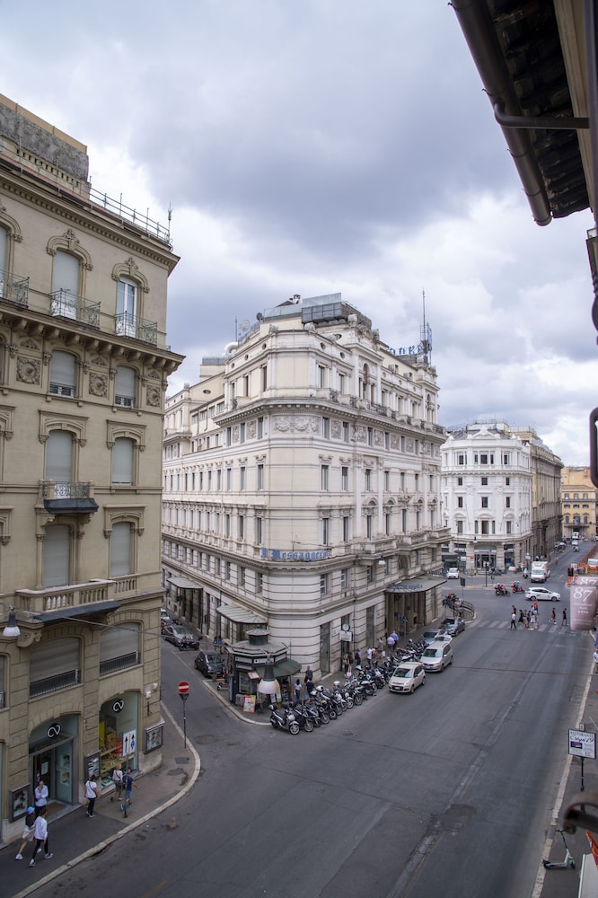 AD Suites Tritone 38/50