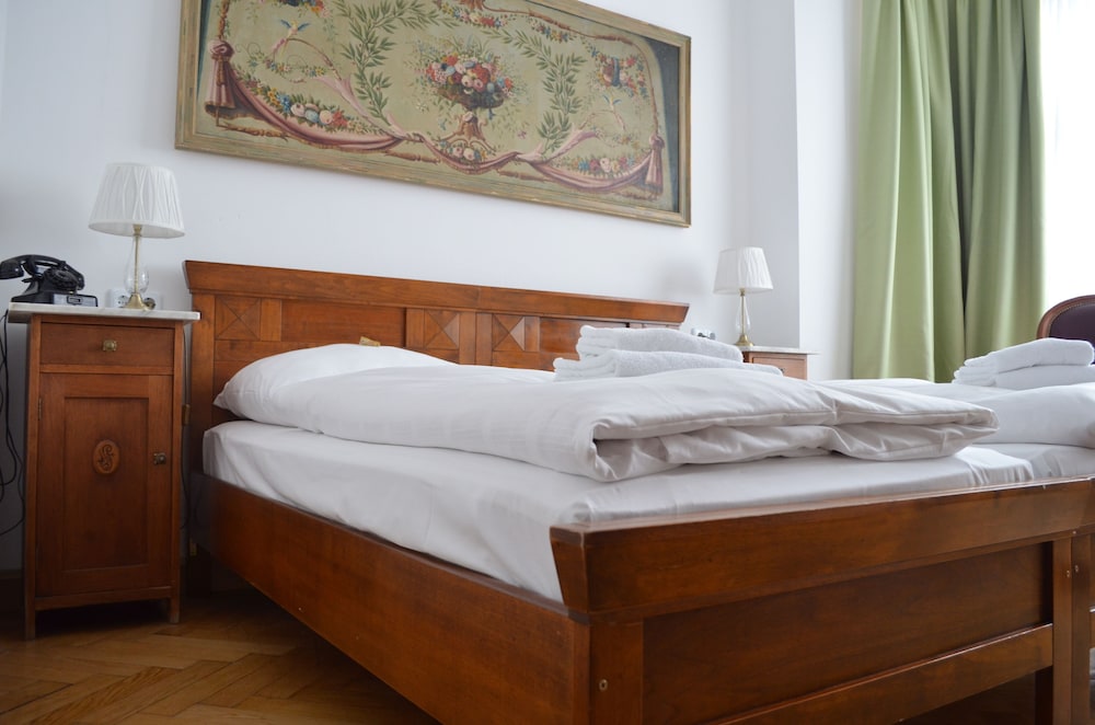 Jahrhunderthotel Leipzig 11/41