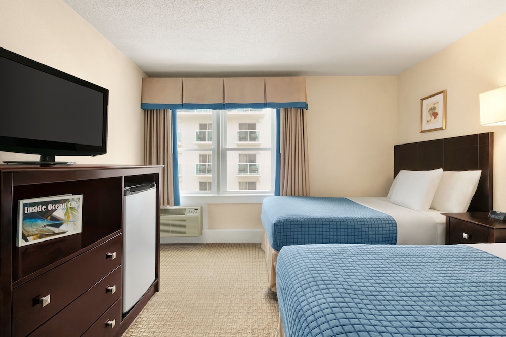 Harrison Hall Hotel 17/50