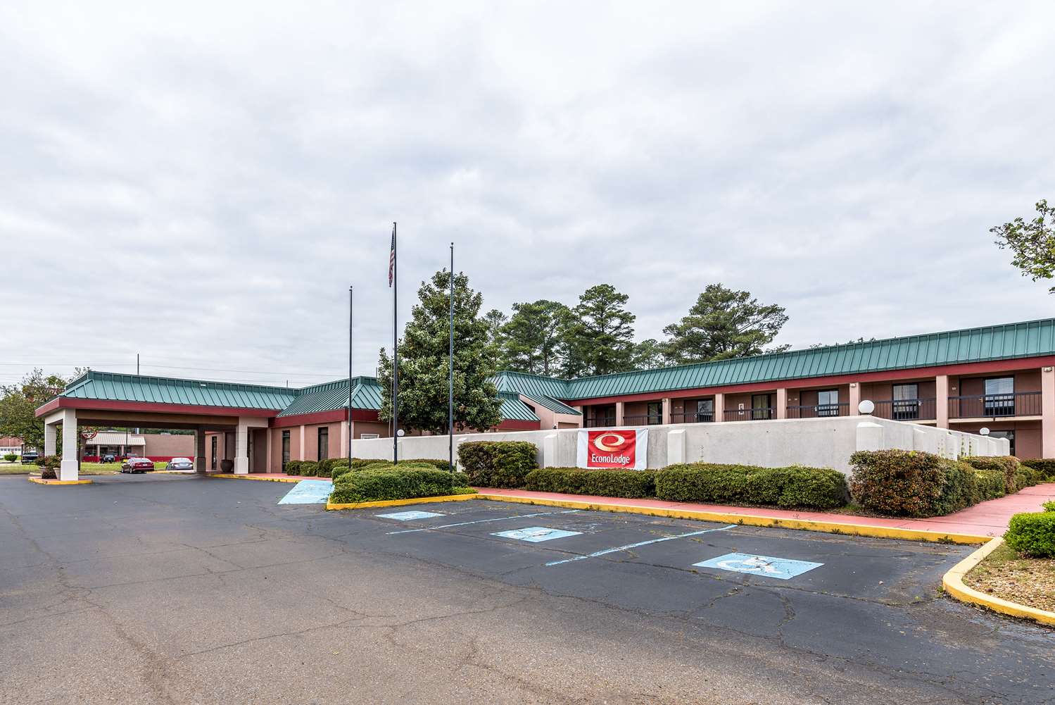 Econo Lodge Columbus near Airport 3/13