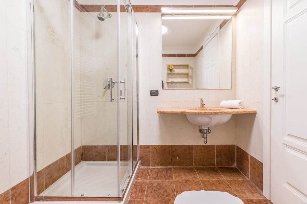 Alessia's Flat - Portello 2 14/15