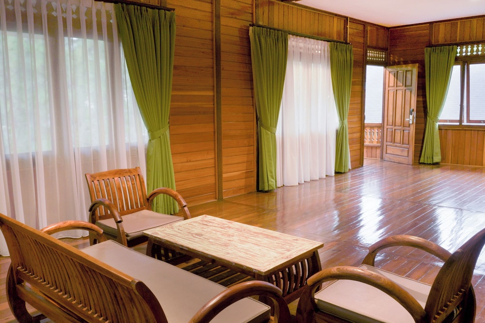Jambuluwuk Convention Hall and Resort Batu 30/63