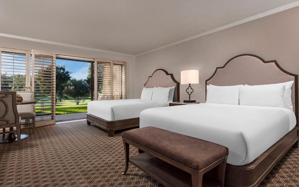 Premium, Golf or Spa View