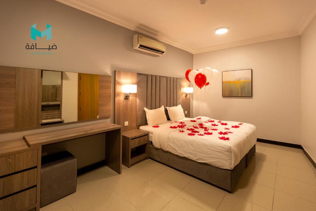 إطلالة الشرفة ٣(Terrace View 3 - Serviced Apartments) 11/25