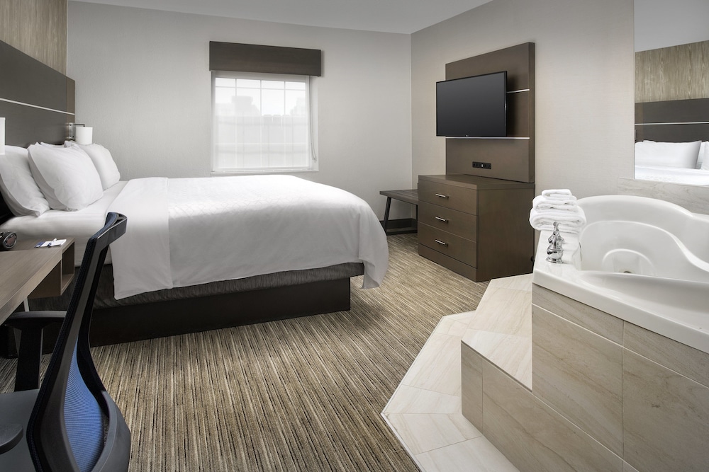 Holiday Inn Express Suites Annapolis 10/49