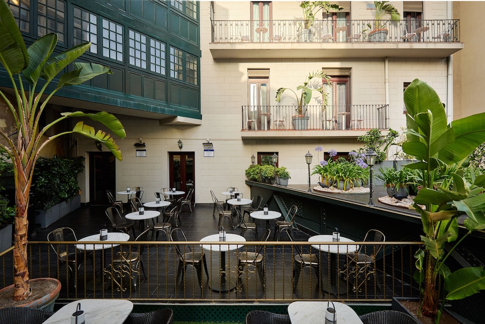Continental Barcelona Hotel 13/80