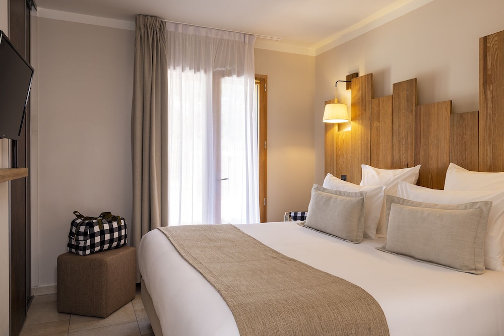 Domaine du Ferret Restaurant & Spa by Germain Collection 30/83