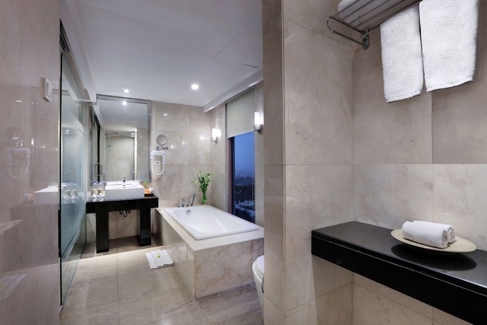 Hotel Grand Candi Semarang 15/71