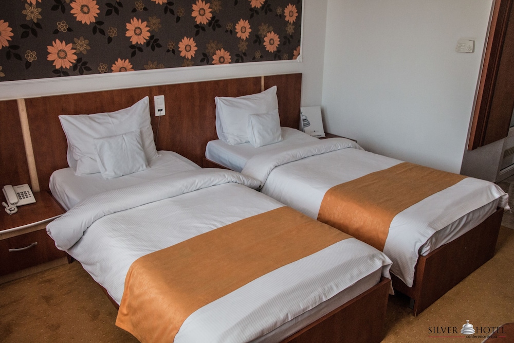 Silver Hotel Conference And Spa 10/21