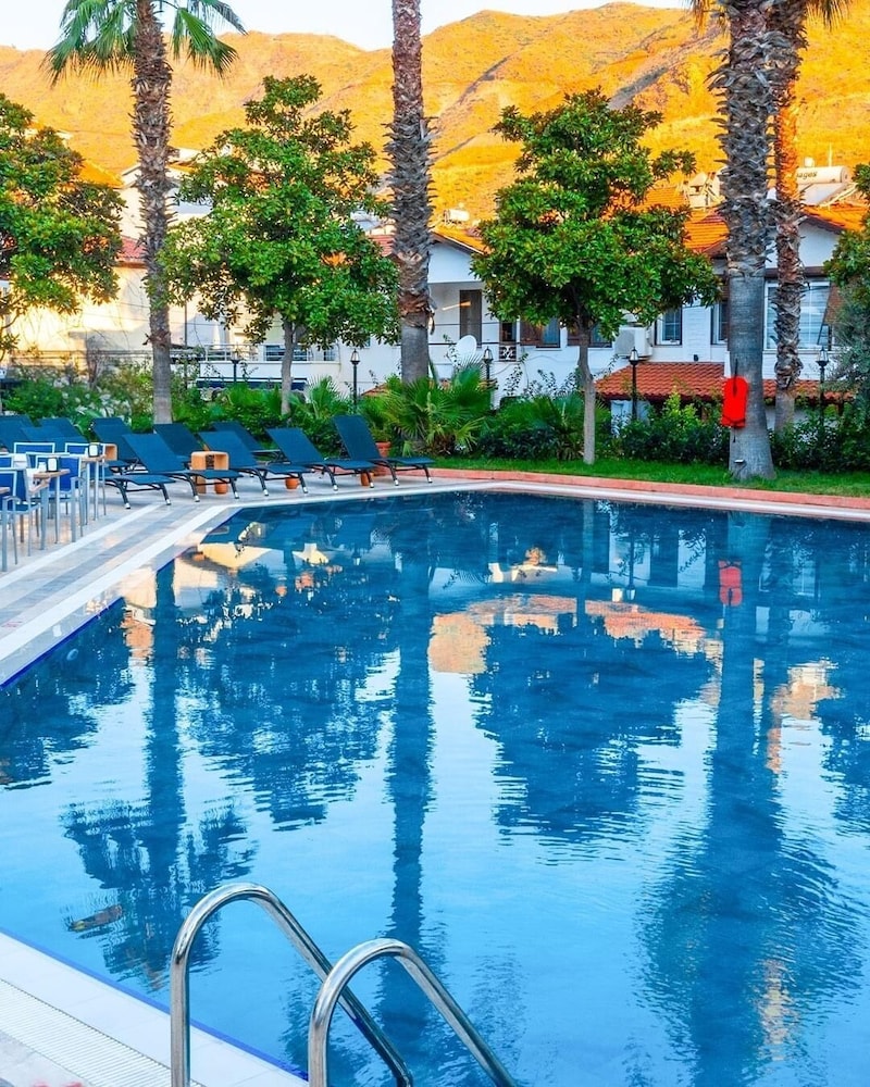 Verde Hotel Adult Only +16 22/24