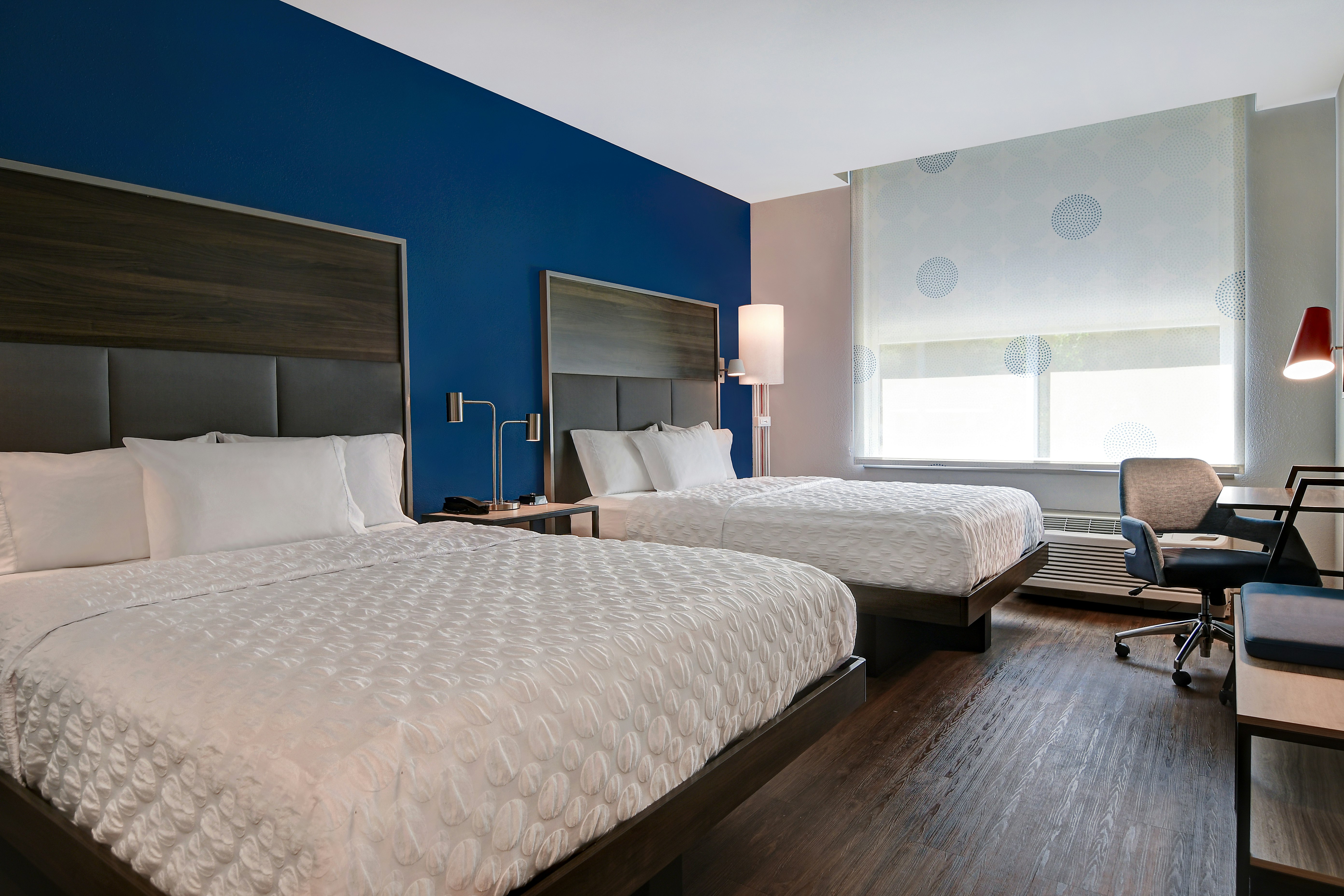 room, 2 queen beds