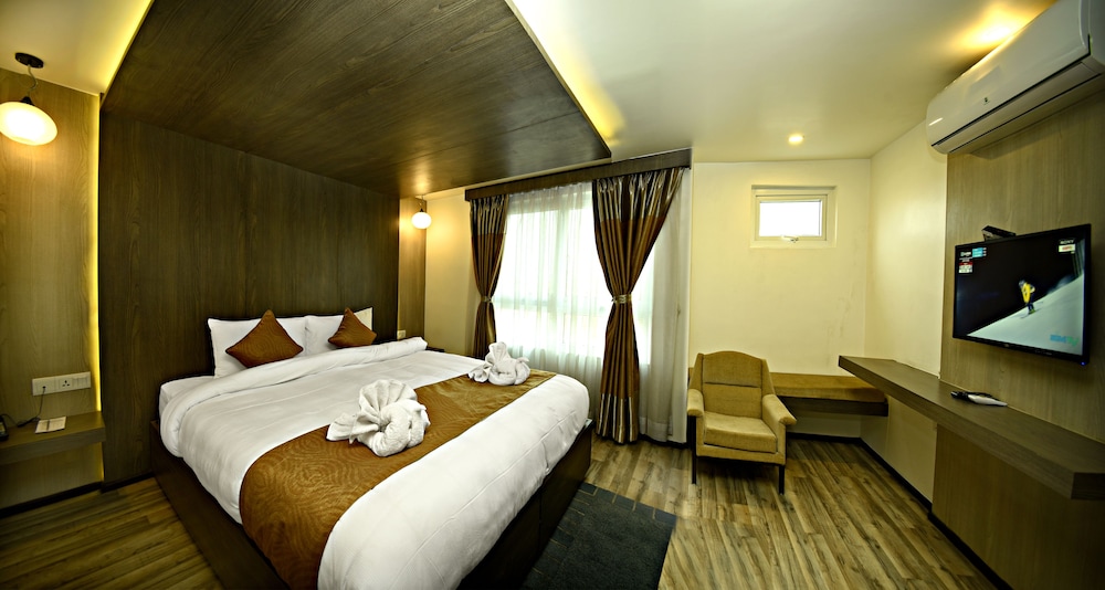The Milestone Hotel 24/54