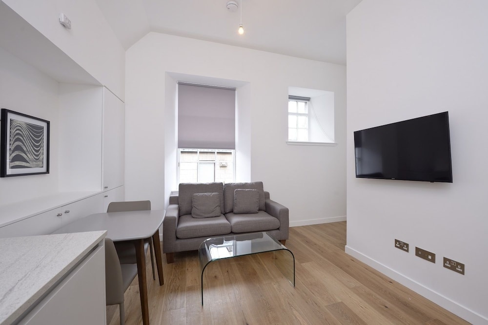 Destiny Scotland - The Malt House Apartments 34/50