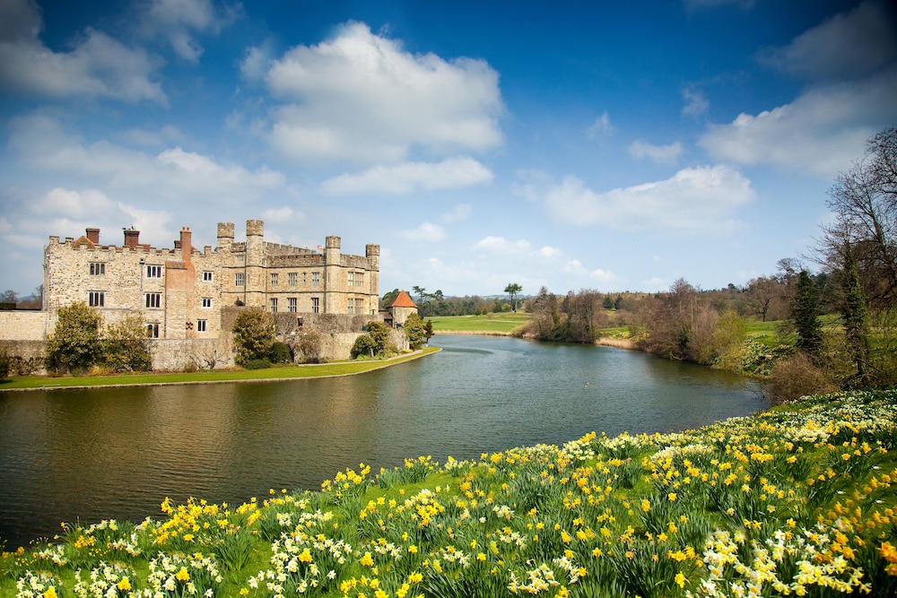 The Stable Courtyard Bedrooms At Leeds Castle 29/44
