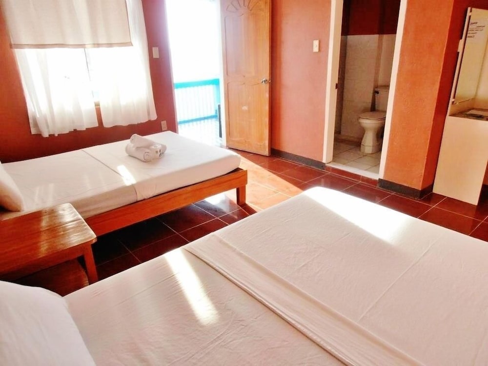 BLUE CORALS BEACH RESORT 39/66