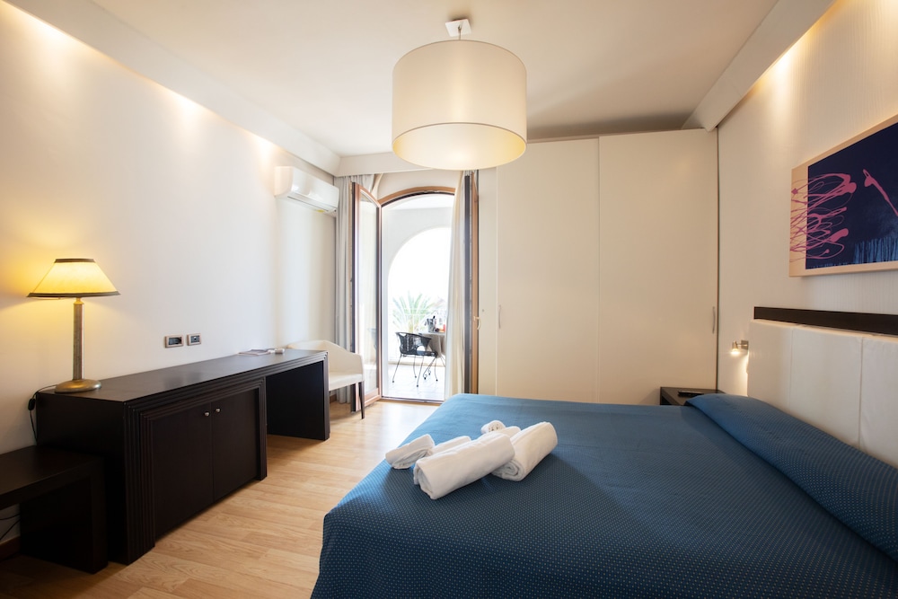 Hotel Aurora E Del Benessere 29/70