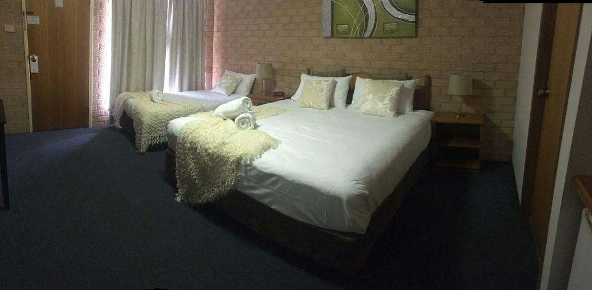 AALANA MOTOR INN 6/15
