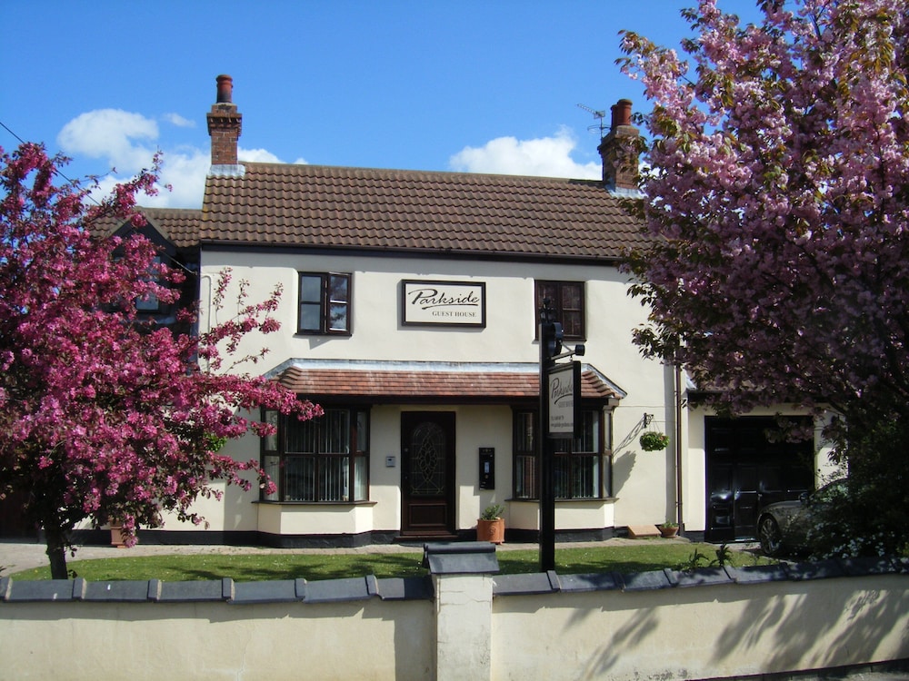 Parkside Guest House 38/50