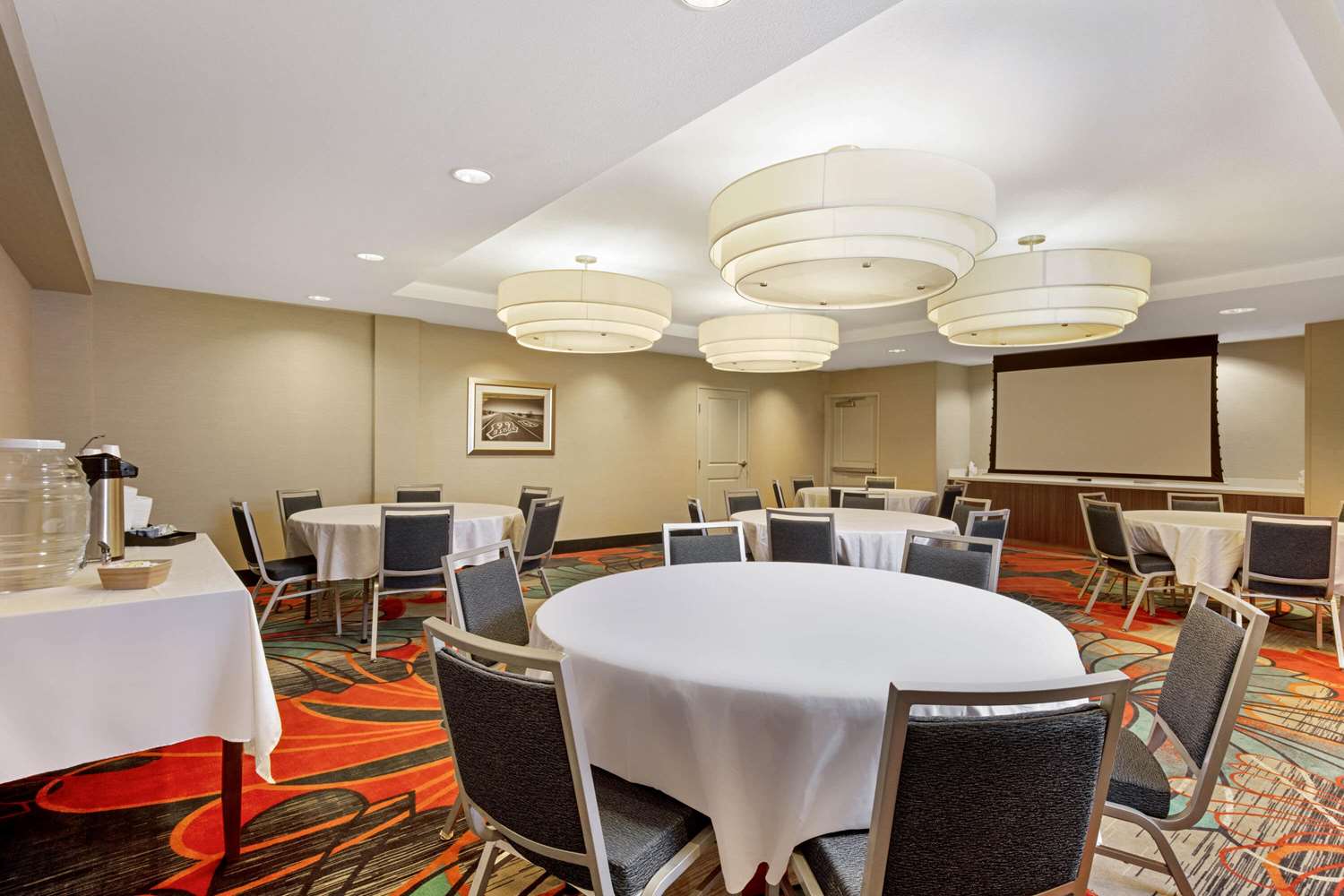 La Quinta Inn Suites By Wyndham Kingman 32/39