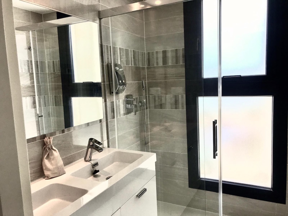 Sea Senses Apartments - Marholidays 67/71