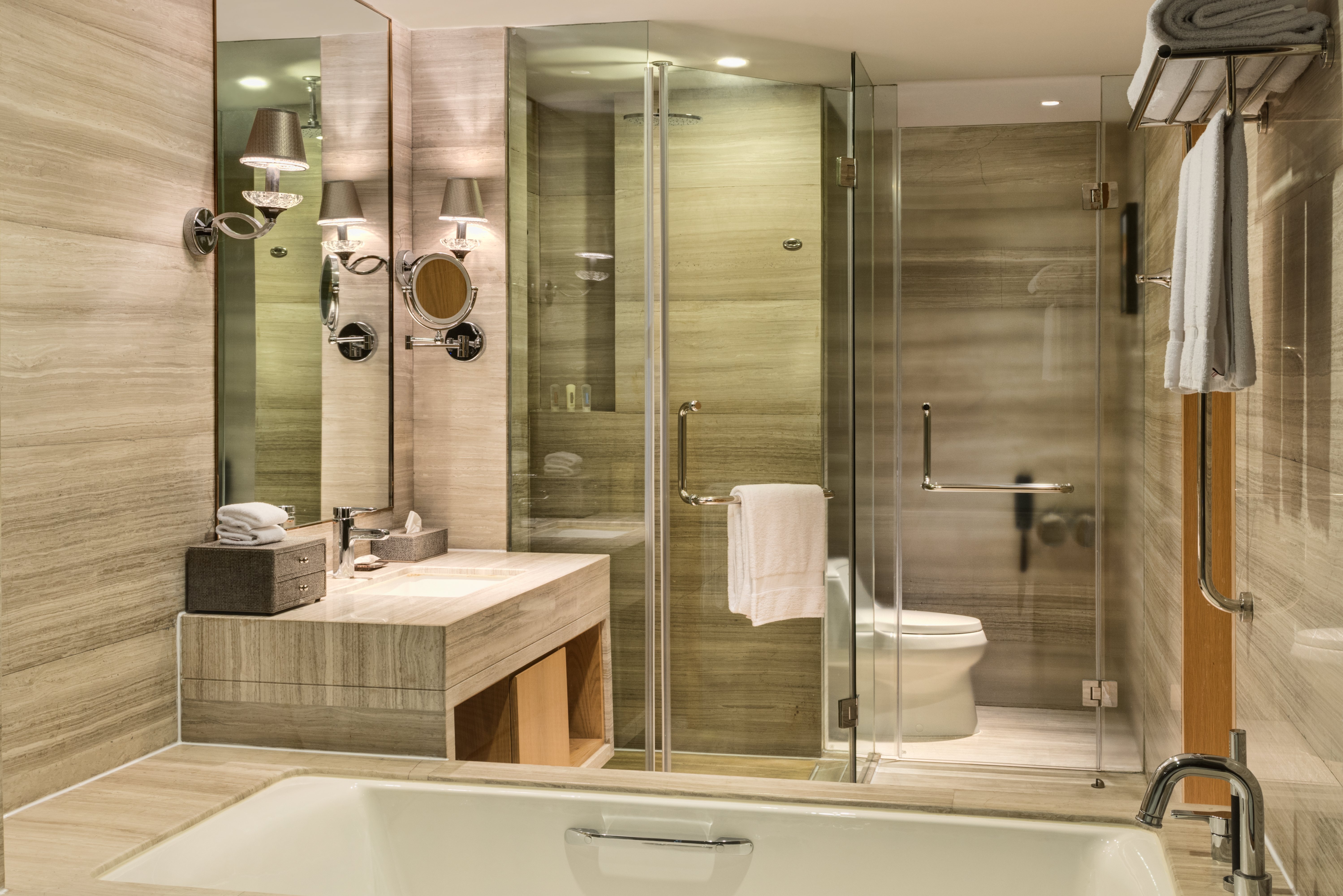 Crowne Plaza Shanghai Noah Square 50/50