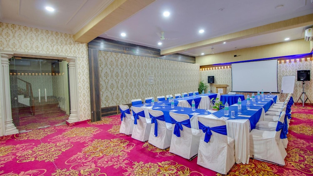 Golden Eagle By Keshav Global Hotels 28/40