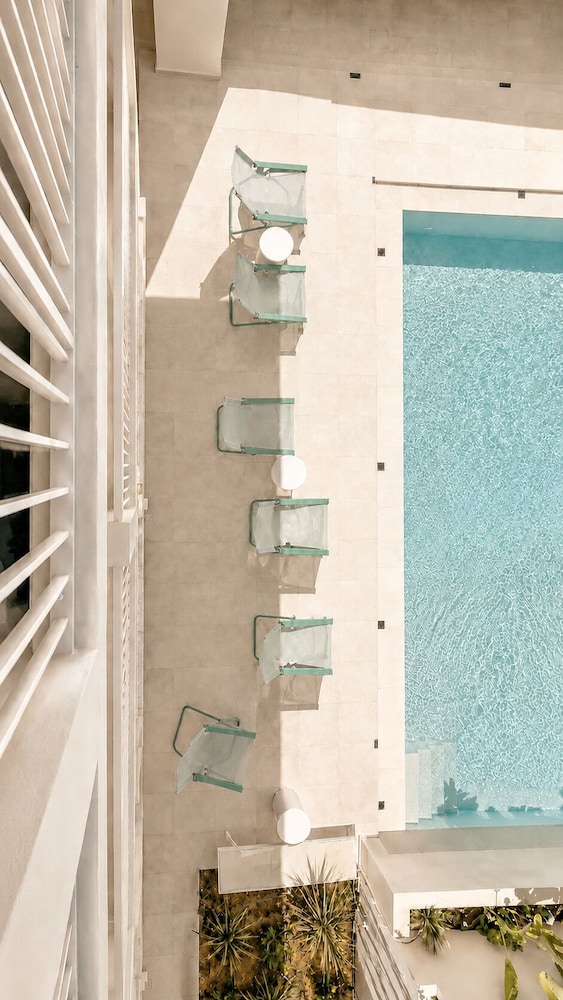 Melitti Hotel 33/58