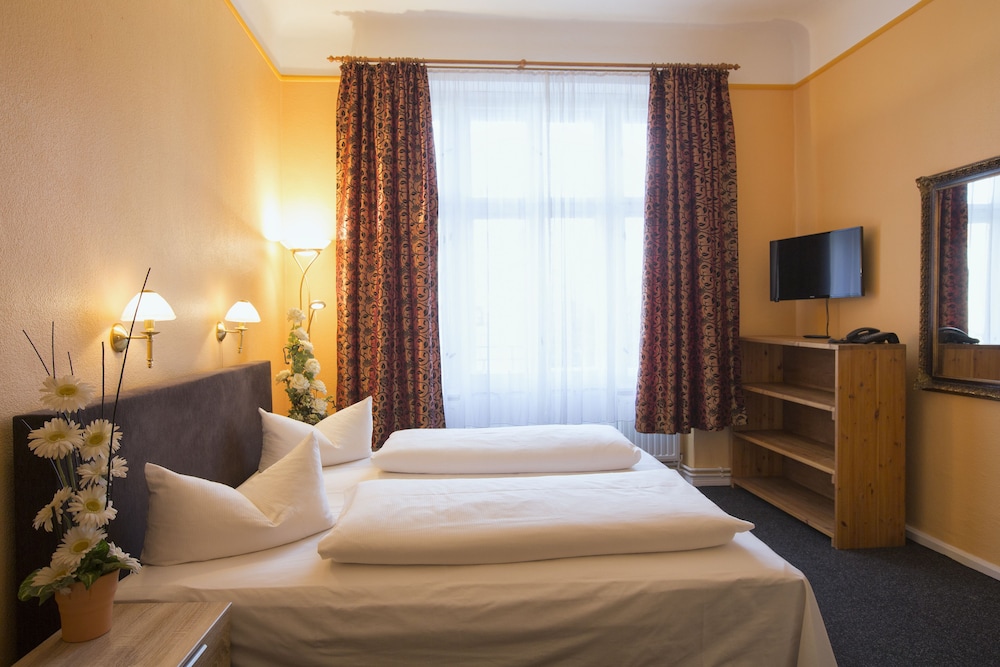 Hotel Am Hermannplatz 4/24