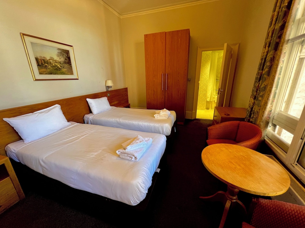 The Cavendish Hotel 17/60